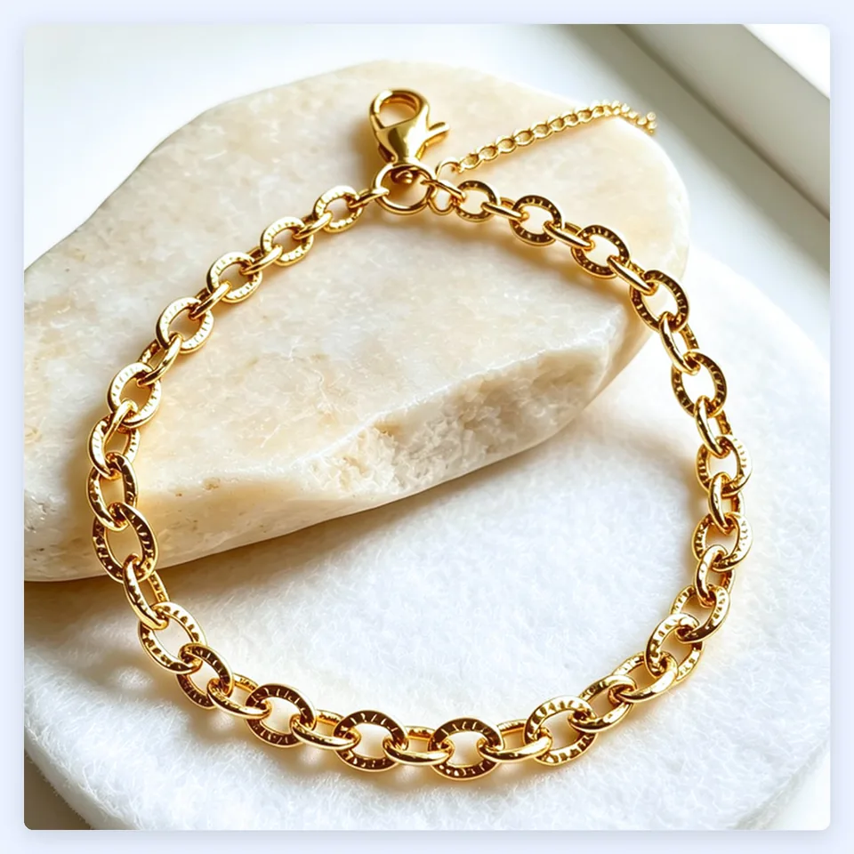 Beaded Oval Link Necklace in 316L stainless steel with 18K gold PVD finish